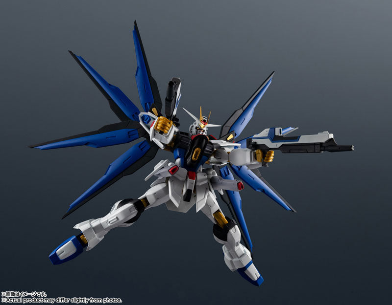 GUNDAM UNIVERSE ZGMF/A-262B STRIKE FREEDOM